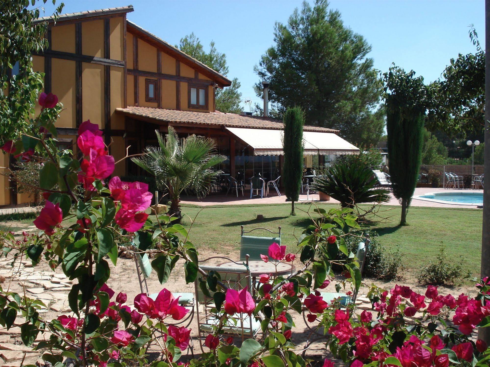 El Raco De La Pintora "Adults Only" Hotel Alberic ภายนอก รูปภาพ